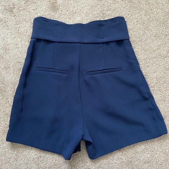 H&M Navy Ecru Paper-Bag Shorts - Picture 3 of 4